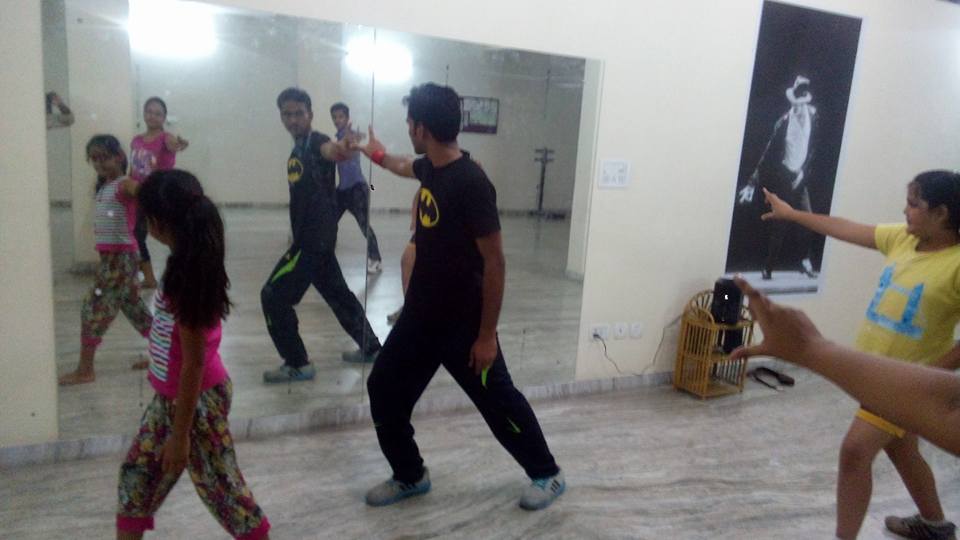 service_danceClasses.jpg